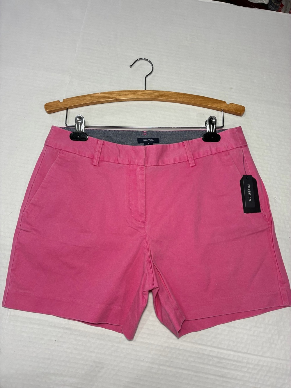 NAUTICA WOMENS CHINO SHORT NEW WITH TAG - Picture 2 of 15